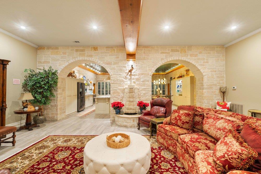 1694 County Road 102 Llano TX 78643
