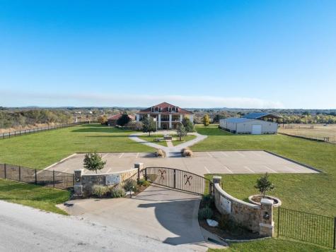 1694 County Road 102 Llano TX 78643