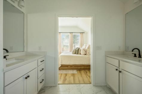 337 Langhorne Bend Liberty Hill TX 78642