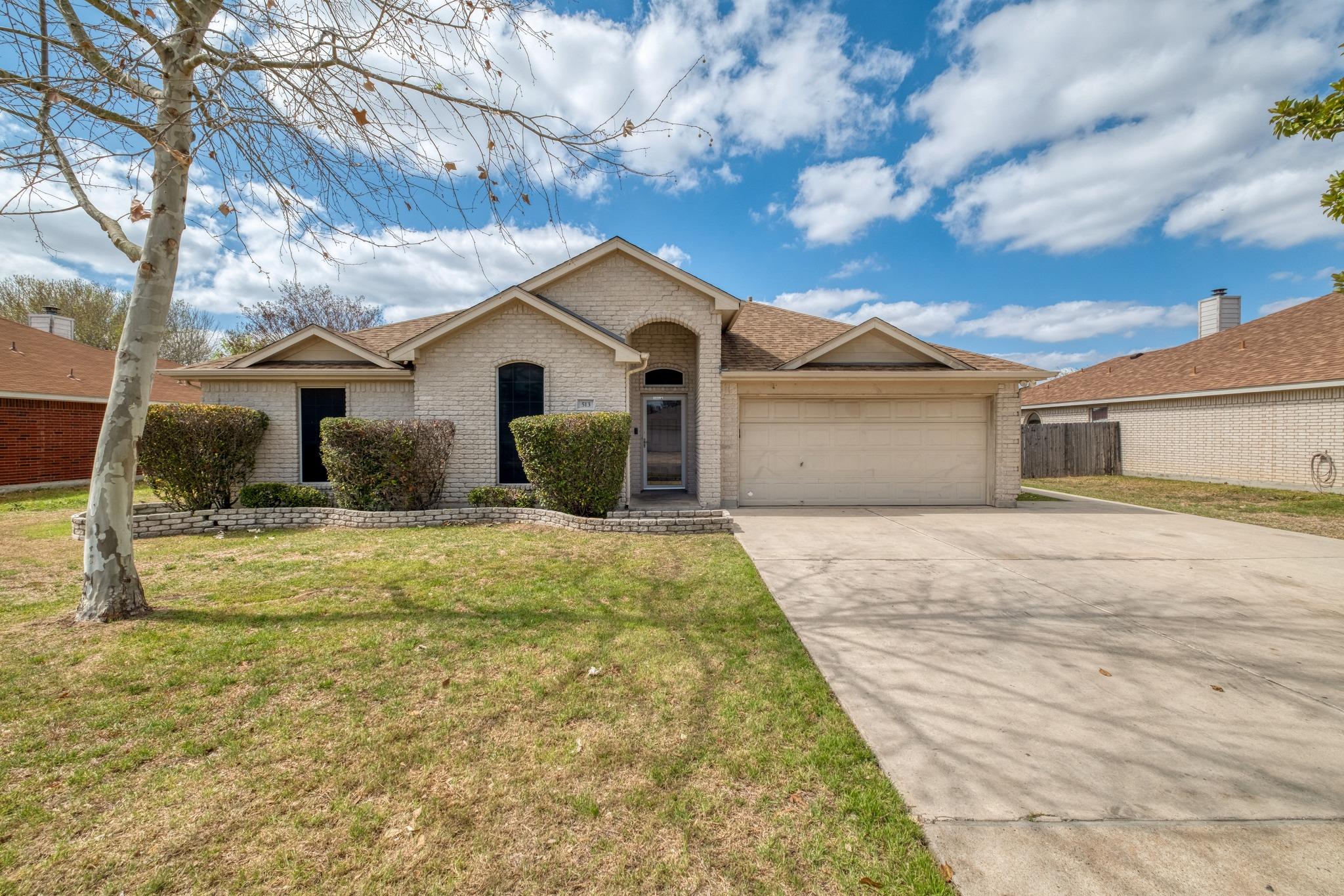 513 Mockingbird Lane Lockhart TX 78644