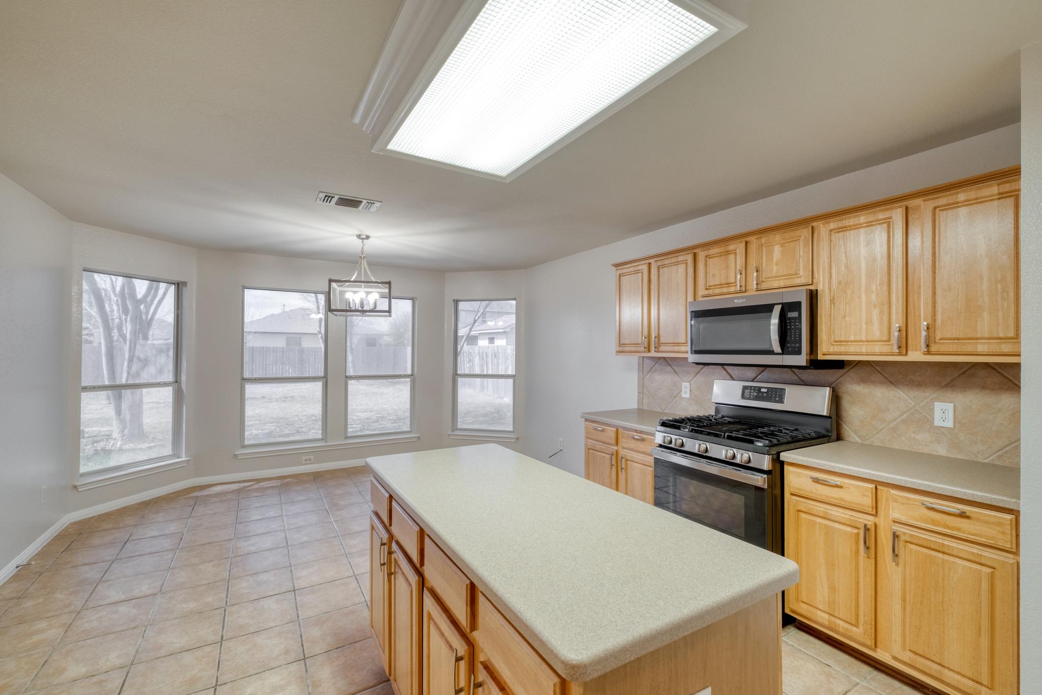 513 Mockingbird Lane Lockhart TX 78644