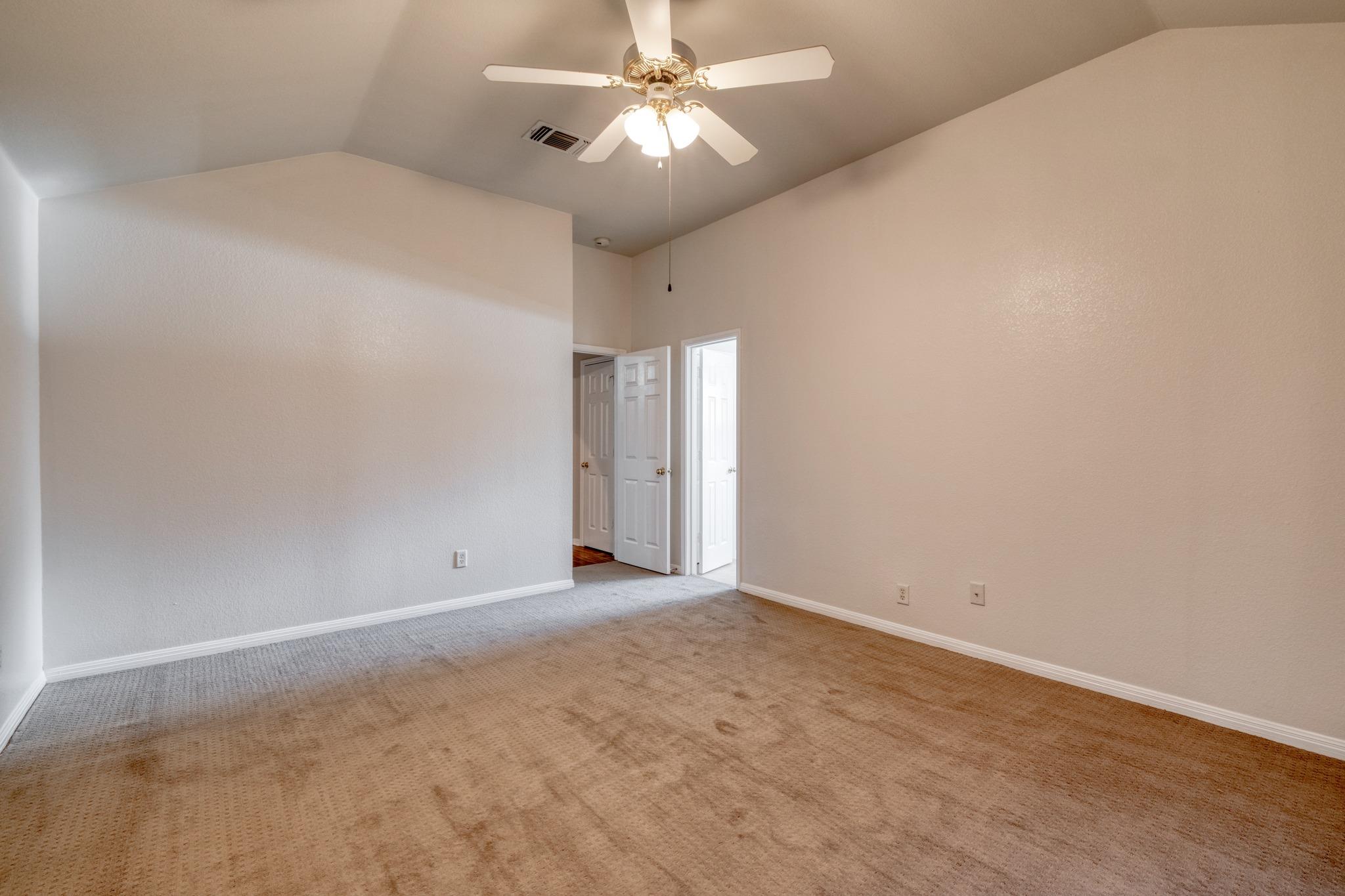 513 Mockingbird Lane Lockhart TX 78644