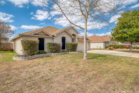 513 Mockingbird Lane Lockhart TX 78644