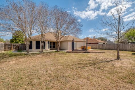 513 Mockingbird Lane Lockhart TX 78644