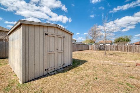 513 Mockingbird Lane Lockhart TX 78644