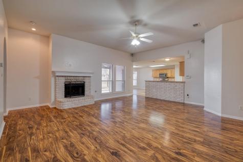 513 Mockingbird Lane Lockhart TX 78644