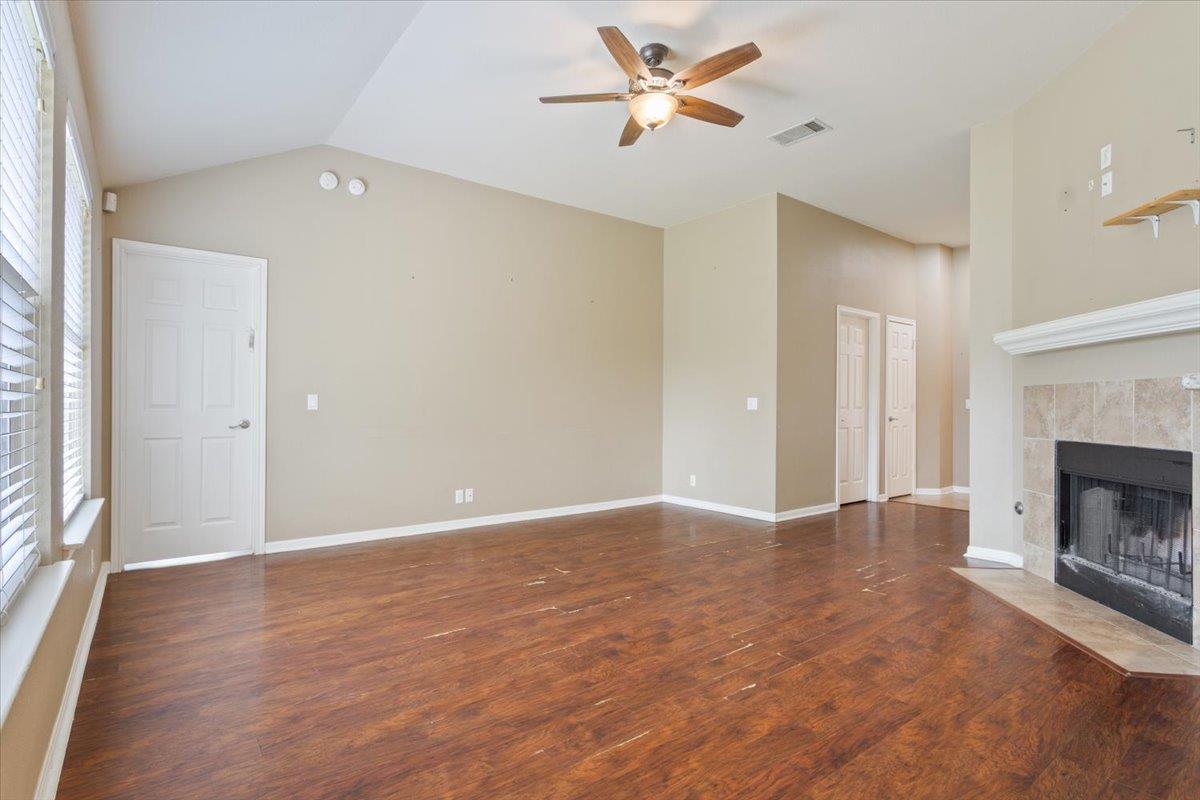 125 Bayliss Street Hutto TX 78634