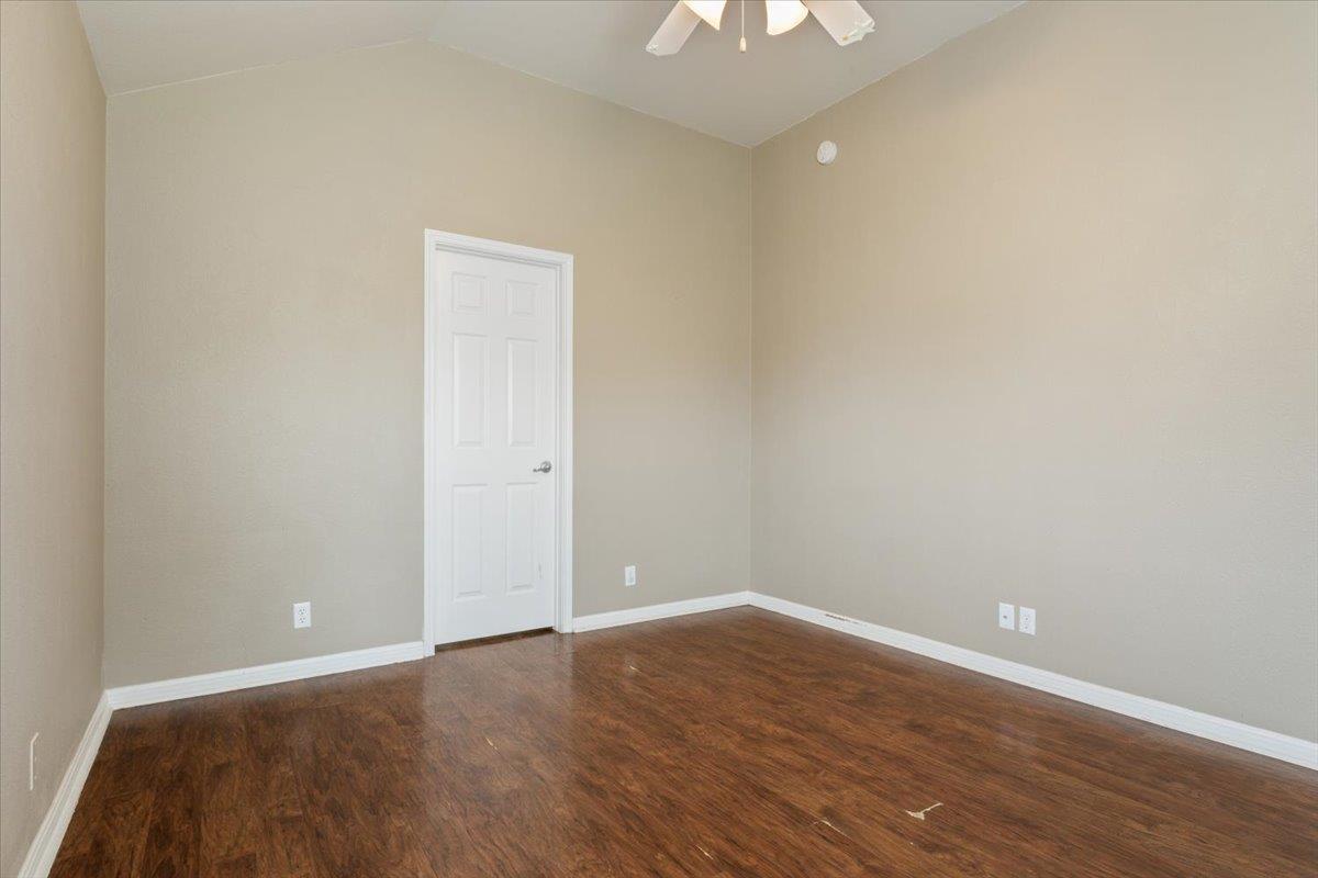 125 Bayliss Street Hutto TX 78634