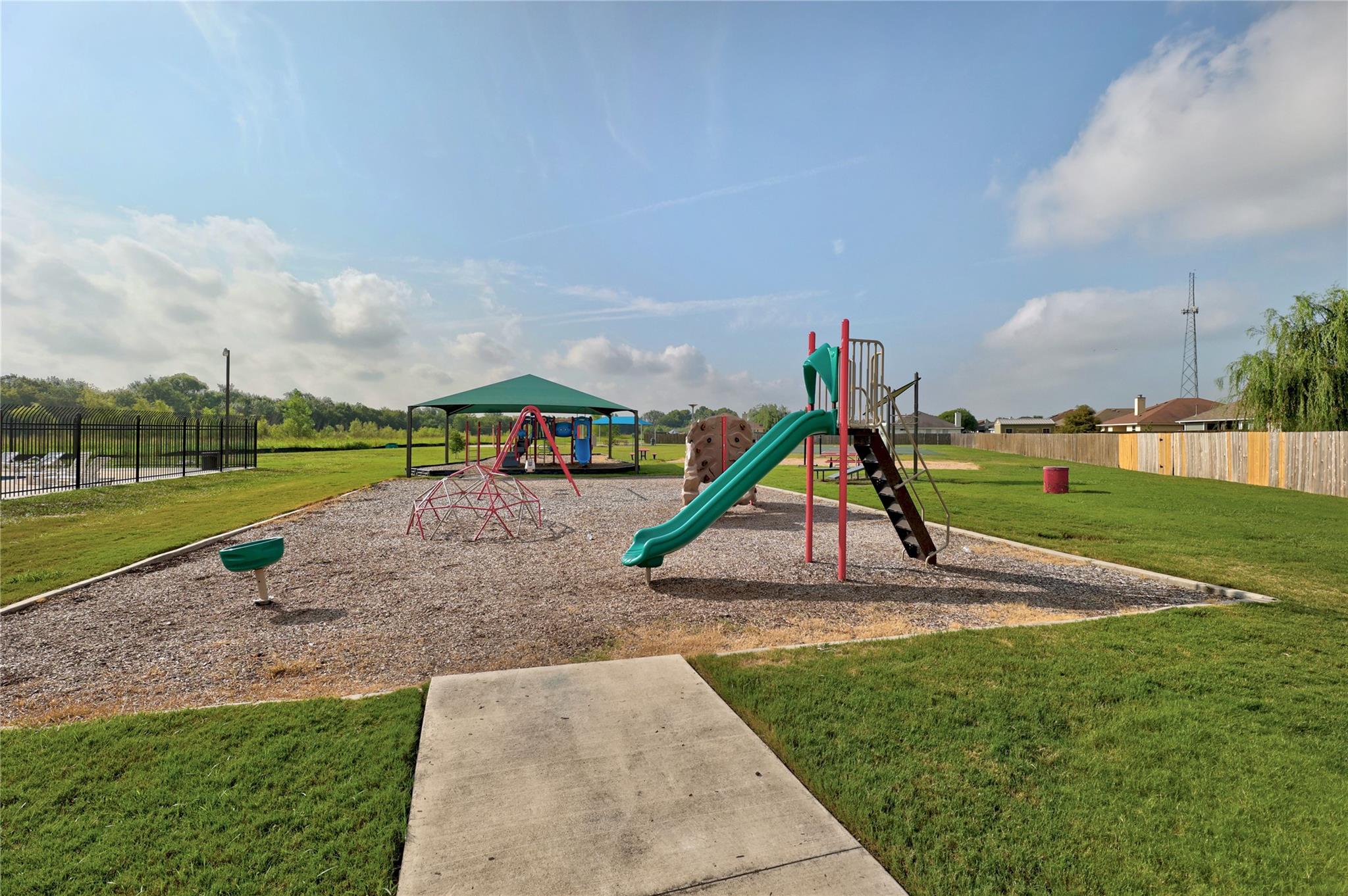 125 Bayliss Street Hutto TX 78634