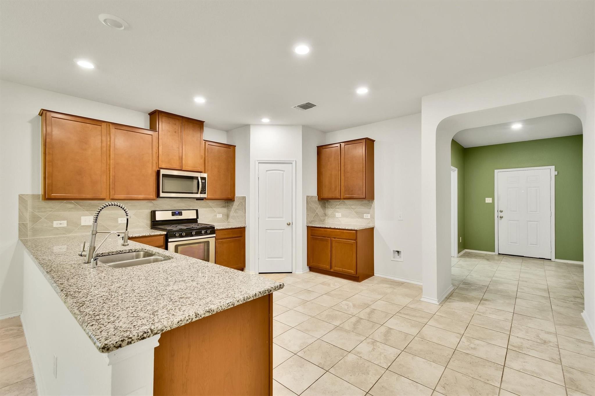 8084 Gato Lane Round Rock TX 78665