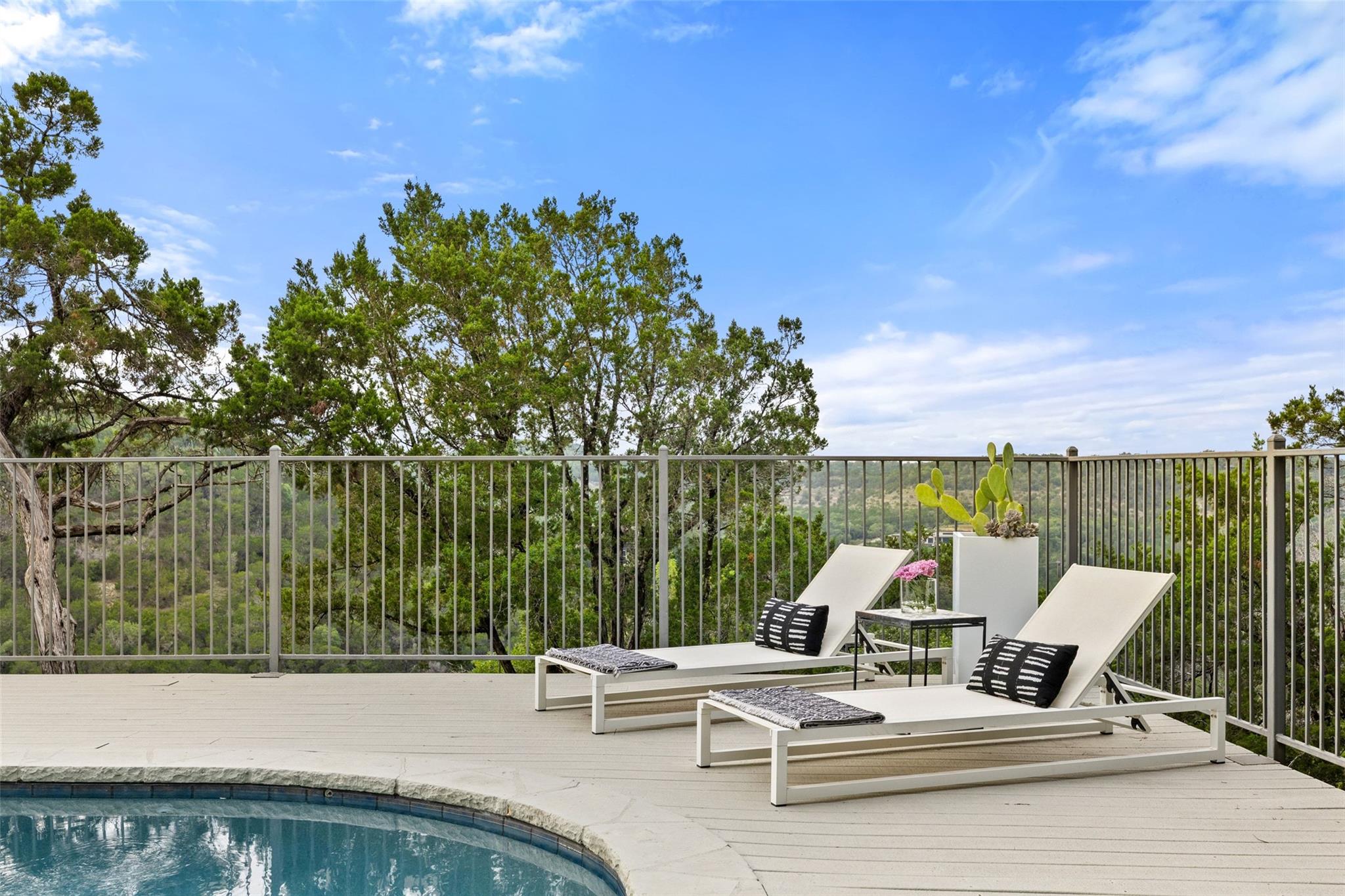 6 Wren Valley Cove West Lake Hills TX 78746