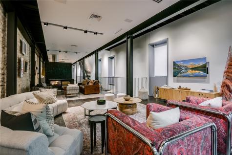 811 Congress Avenue Austin TX 78701