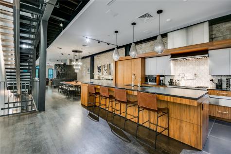 811 Congress Avenue Austin TX 78701