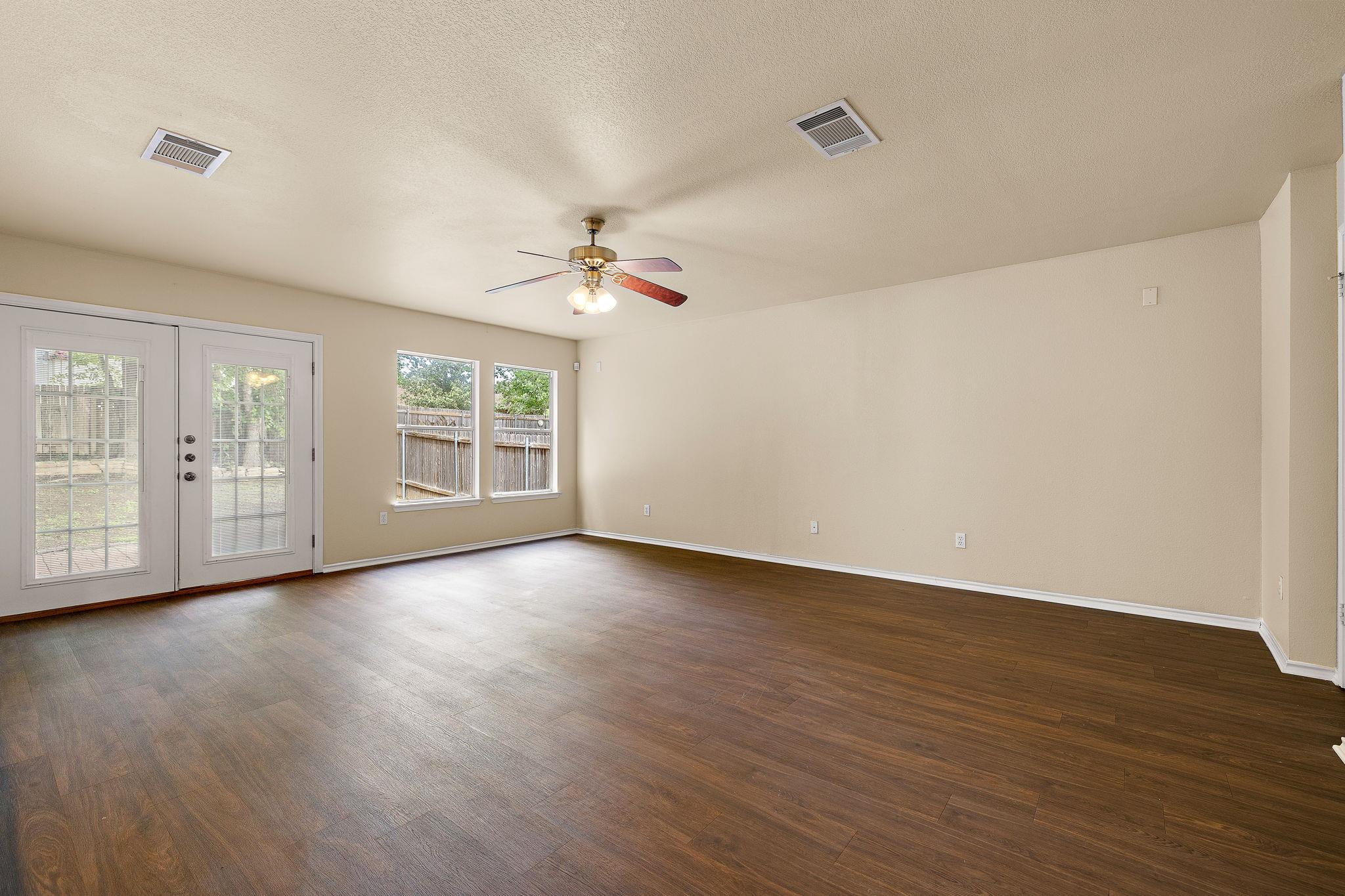 2104 Deer Creek Trail Round Rock TX 78665