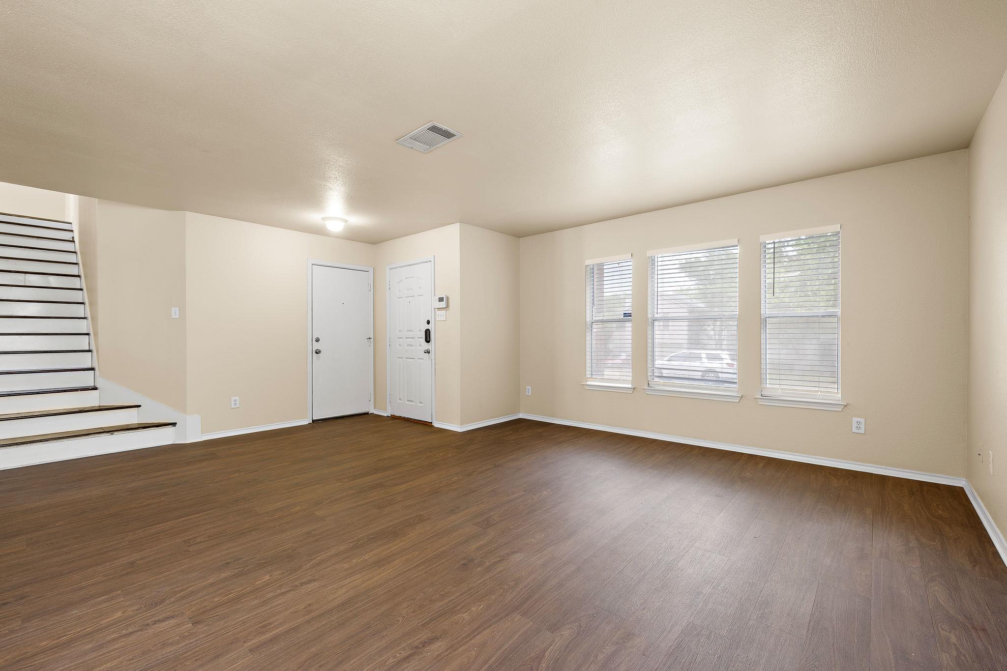 2104 Deer Creek Trail Round Rock TX 78665