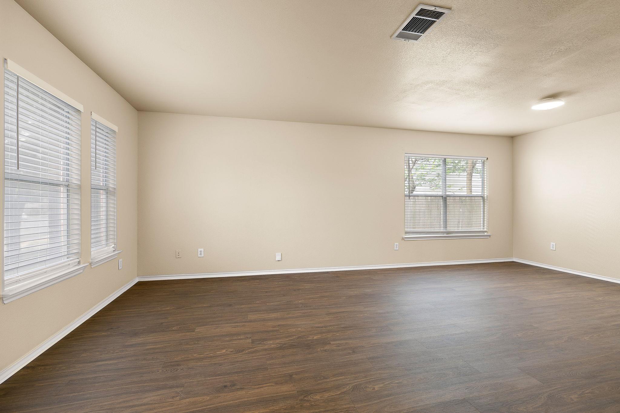 2104 Deer Creek Trail Round Rock TX 78665