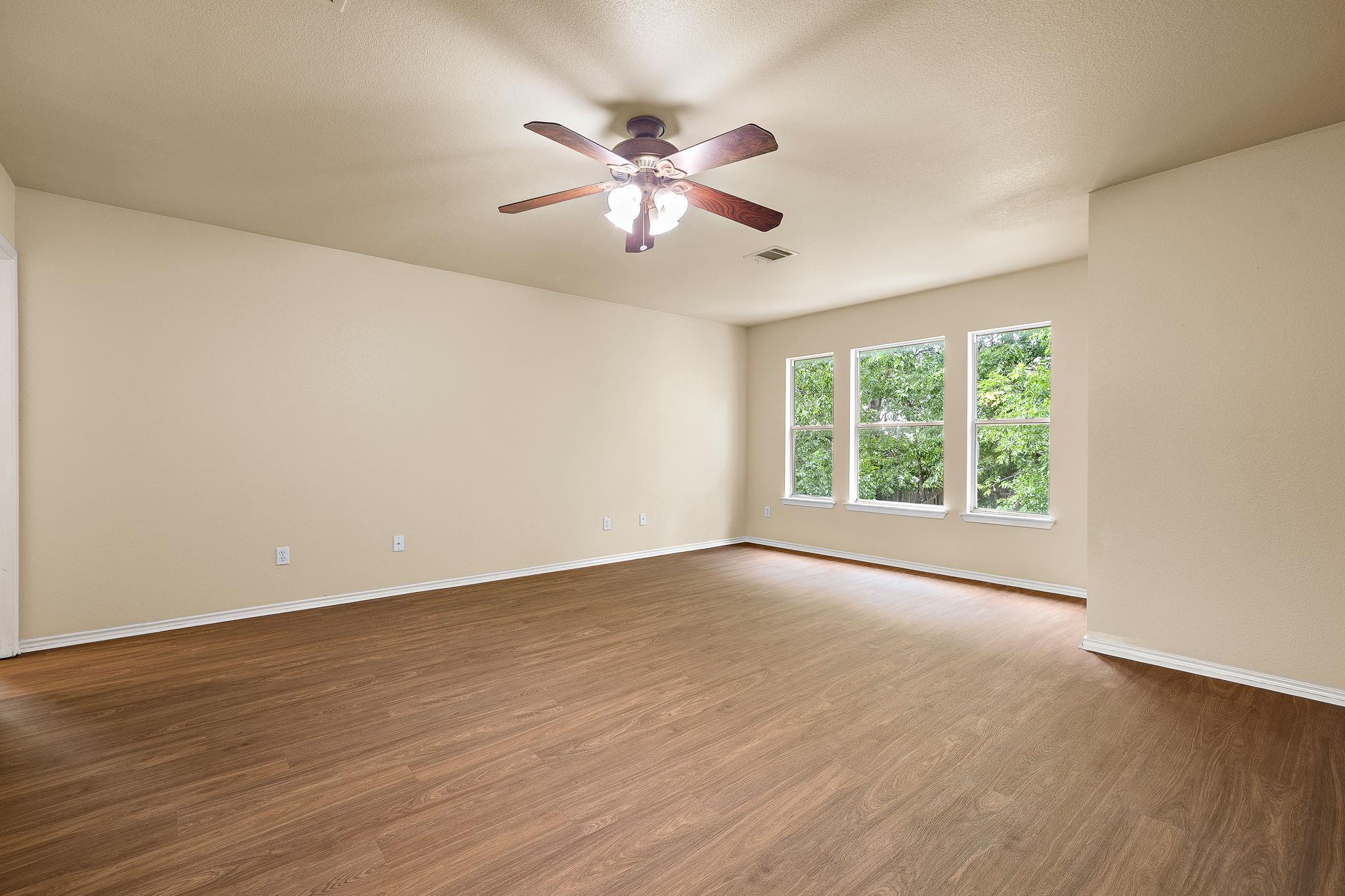 2104 Deer Creek Trail Round Rock TX 78665