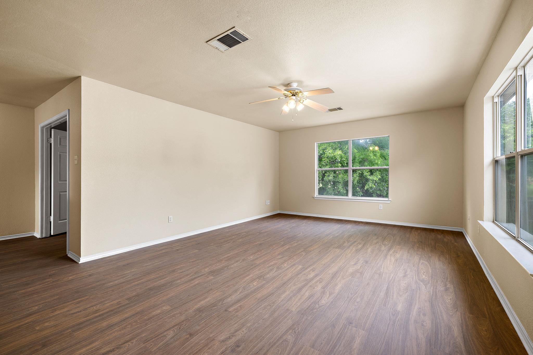 2104 Deer Creek Trail Round Rock TX 78665