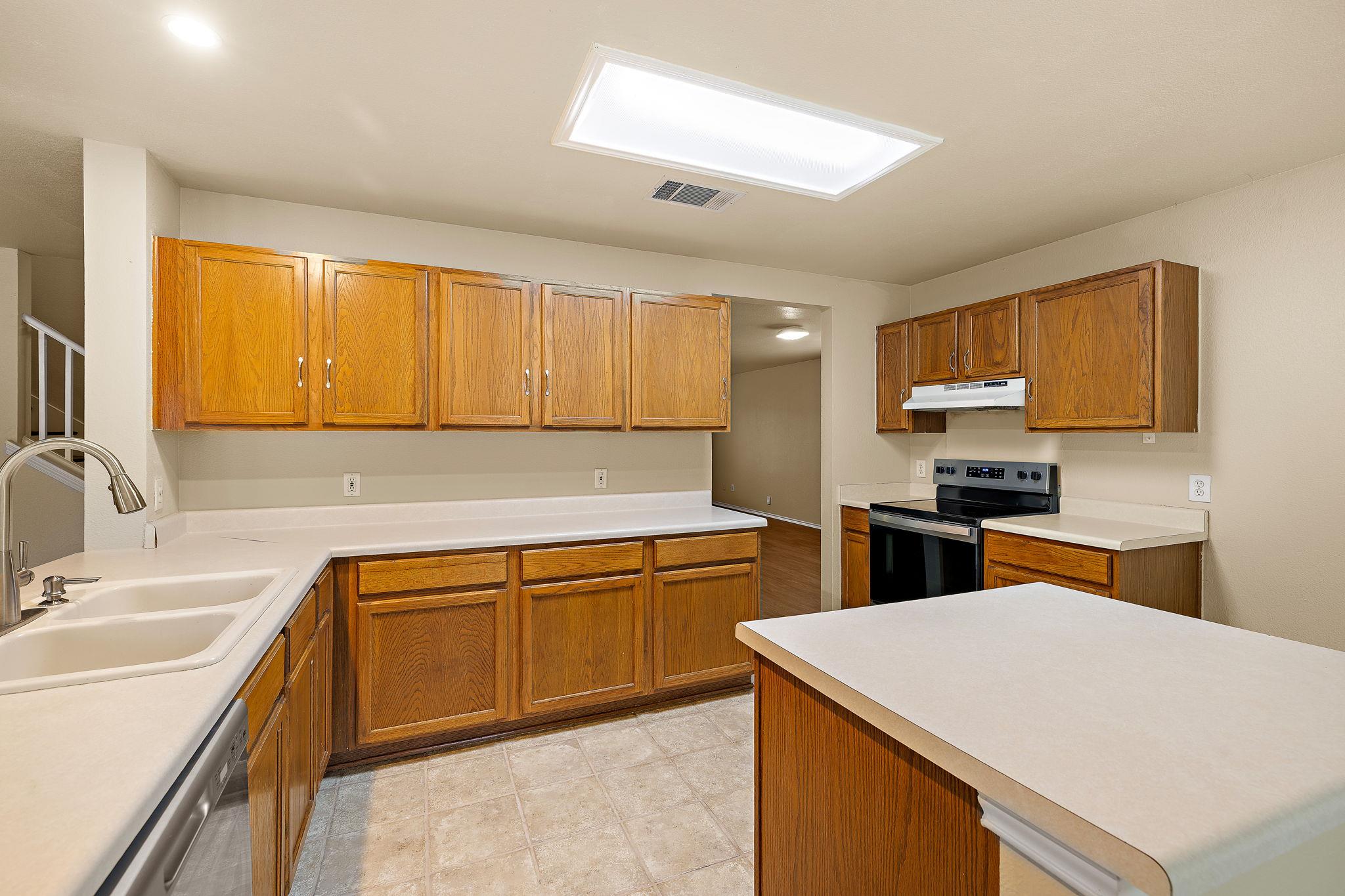2104 Deer Creek Trail Round Rock TX 78665
