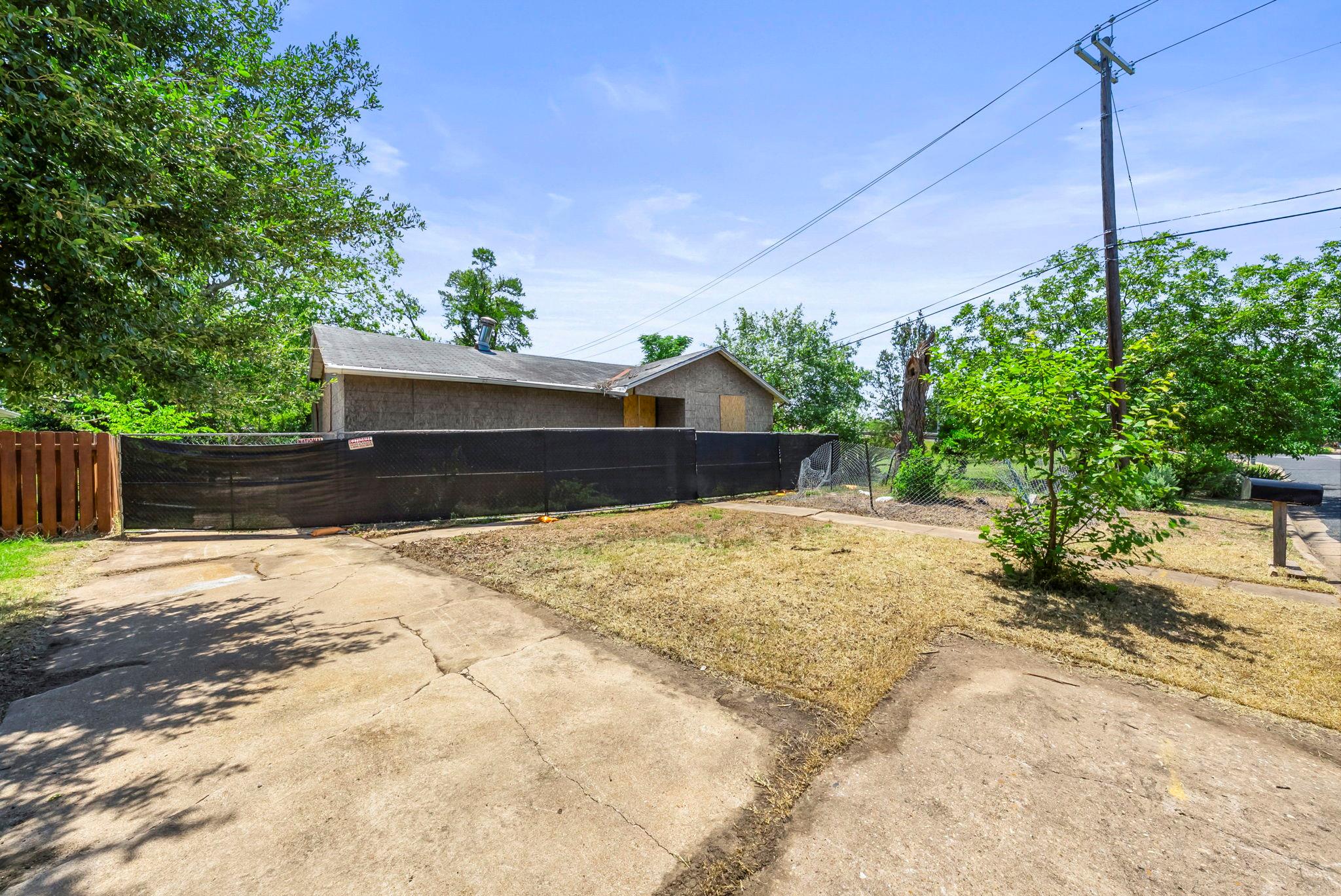 5103 Valley Oak Drive Austin TX 78731