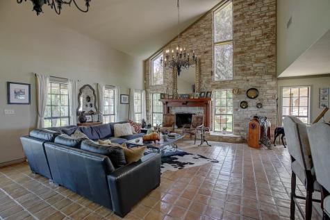 4214 Old College Road La Grange TX 78945
