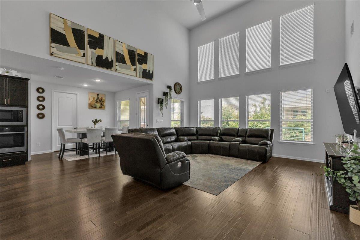 2517 Cappelle Way Round Rock TX 78665