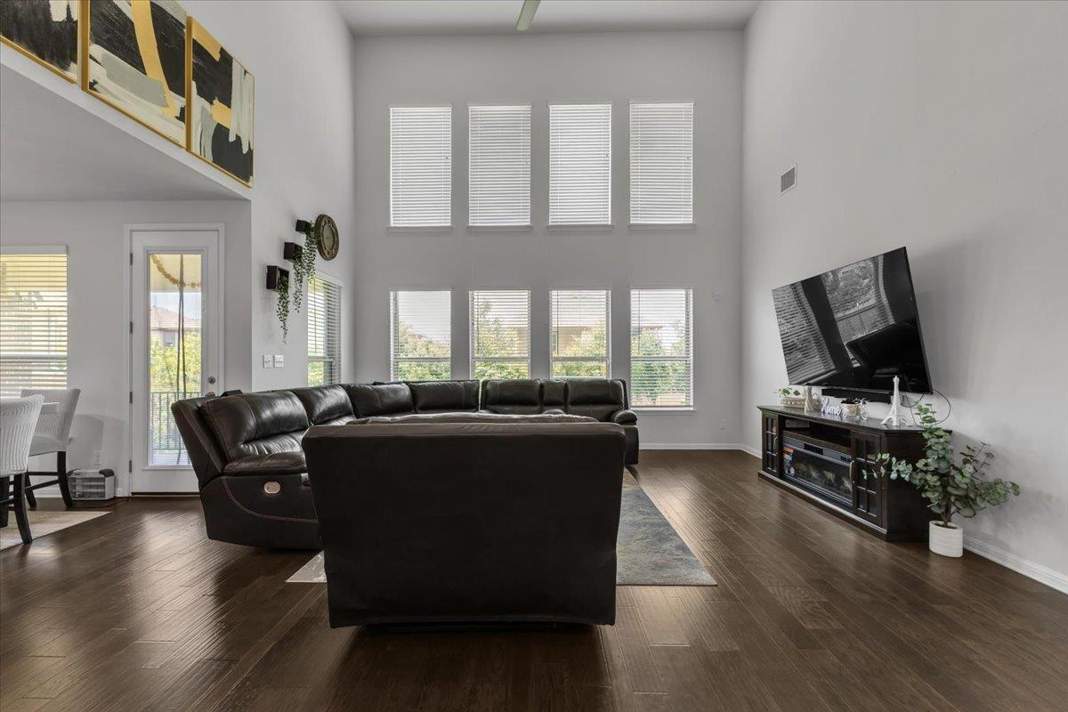 2517 Cappelle Way Round Rock TX 78665