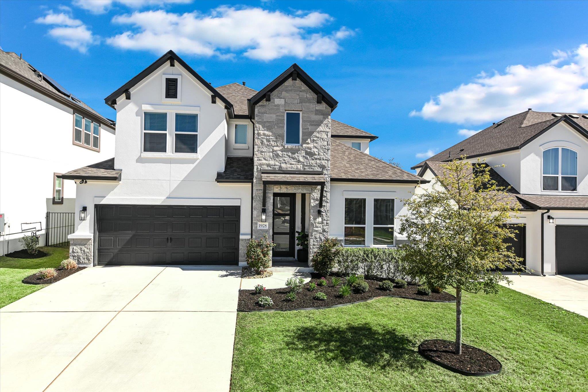 1928 Varese Path Leander TX 78641