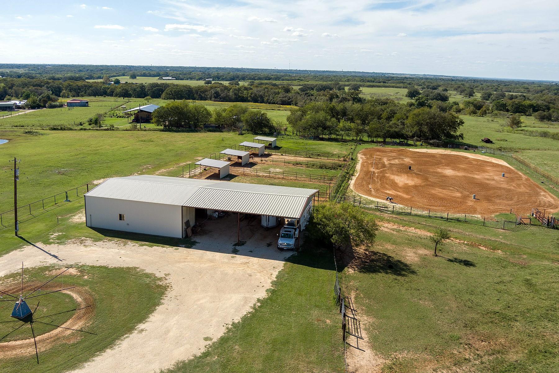 2542 Witter Road Lockhart TX 78644