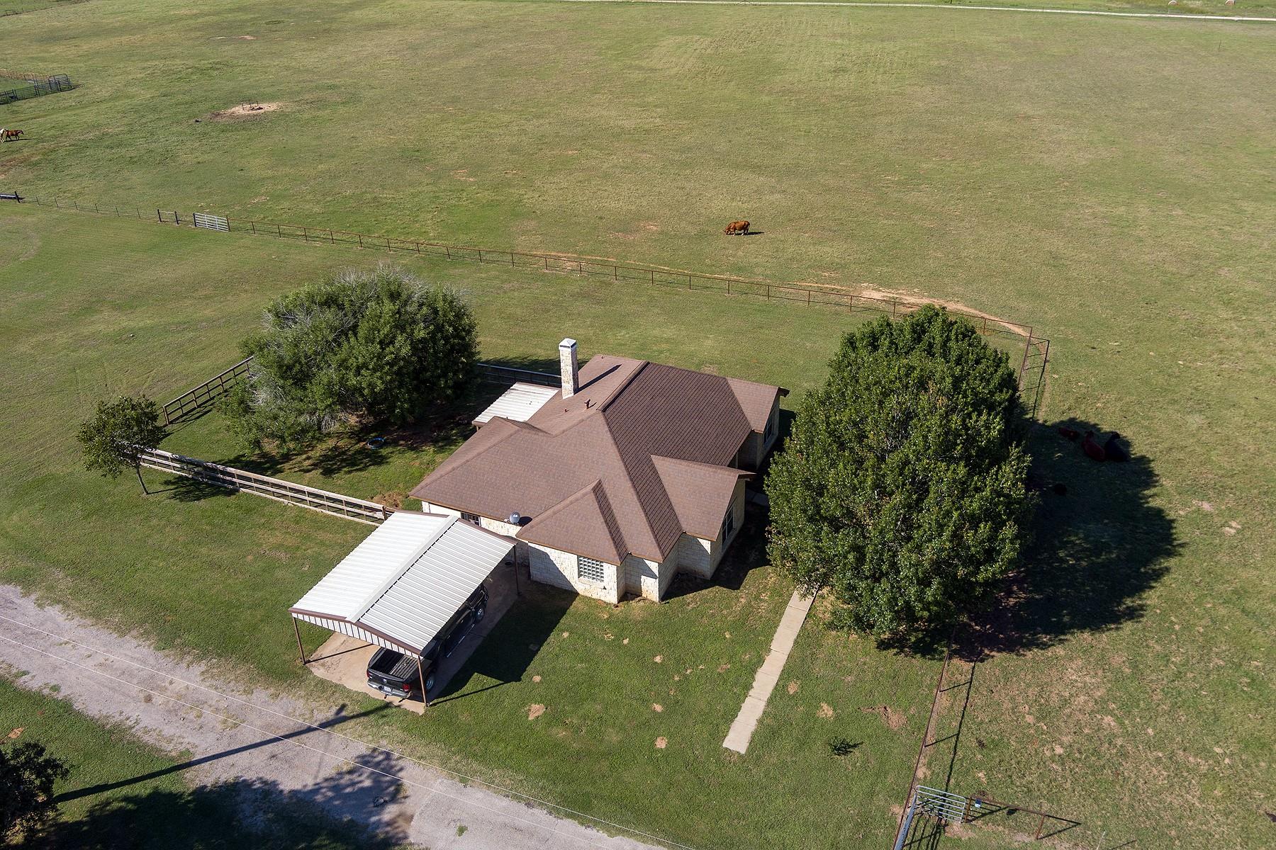 2542 Witter Road Lockhart TX 78644