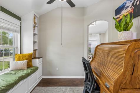109 Pecanwood S Kyle TX 78640