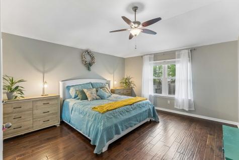 109 Pecanwood S Kyle TX 78640