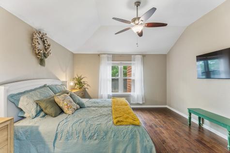 109 Pecanwood S Kyle TX 78640