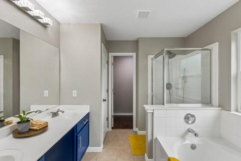 109 Pecanwood S Kyle TX 78640