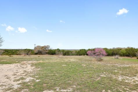 9050 County Road 272 Bertram TX 78605