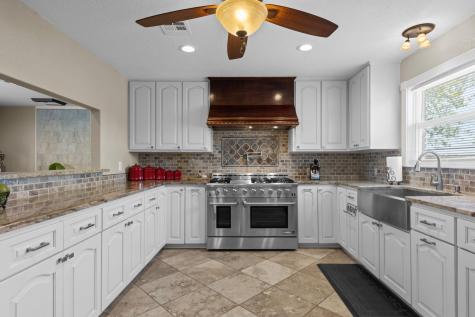 3022 N Us Highway 281 Burnet TX 78611