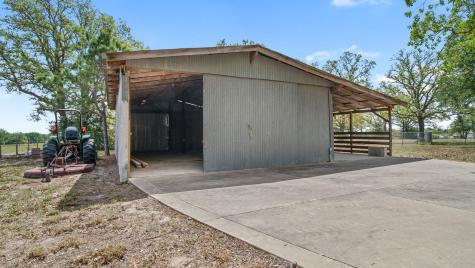 2205 S Us Highway 77 Giddings TX 78942