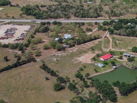 2205 S Us Highway 77 Giddings TX 78942