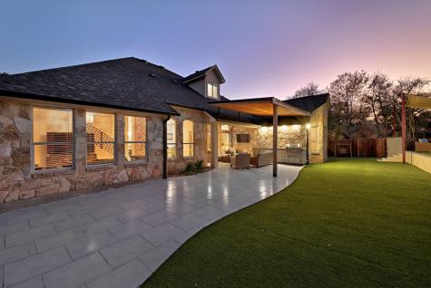 131 Eaton Lane Austin TX 78737