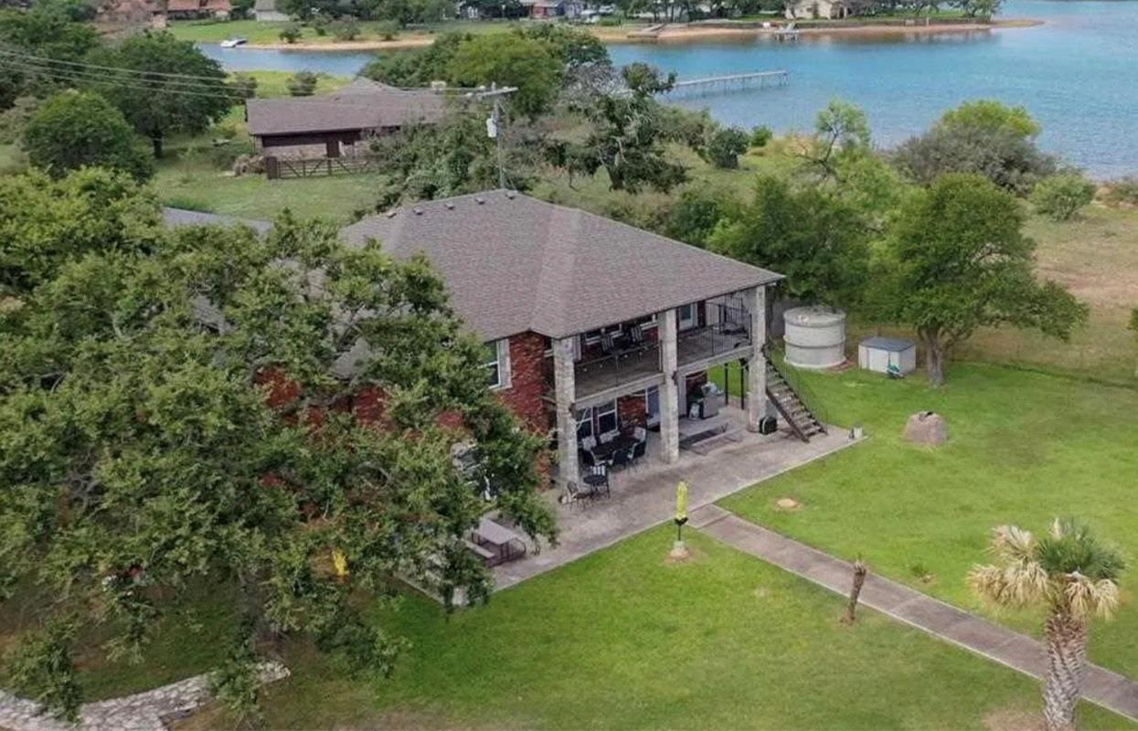 210 Lariat Lane Burnet TX 78611