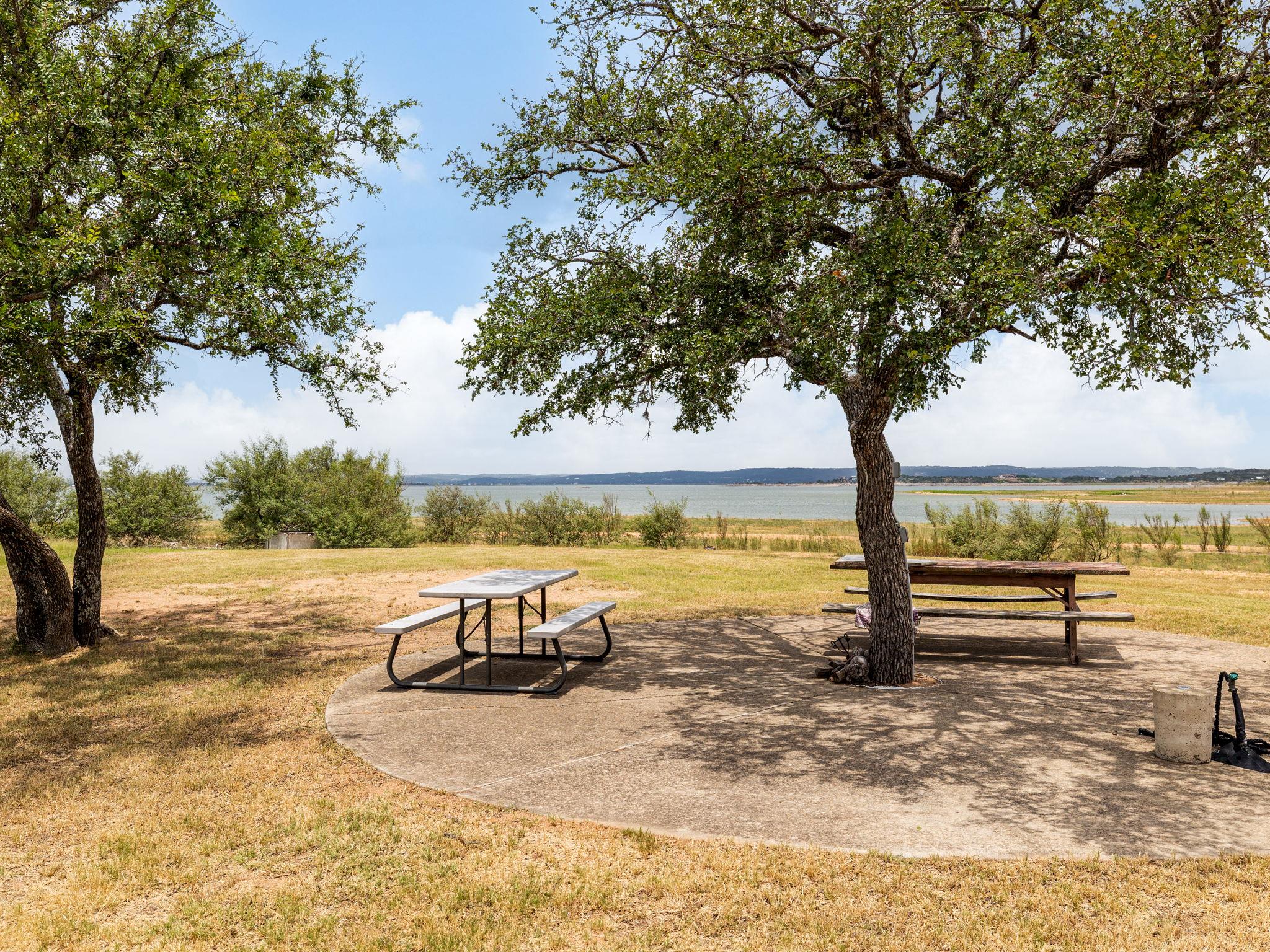 210 Lariat Lane Burnet TX 78611