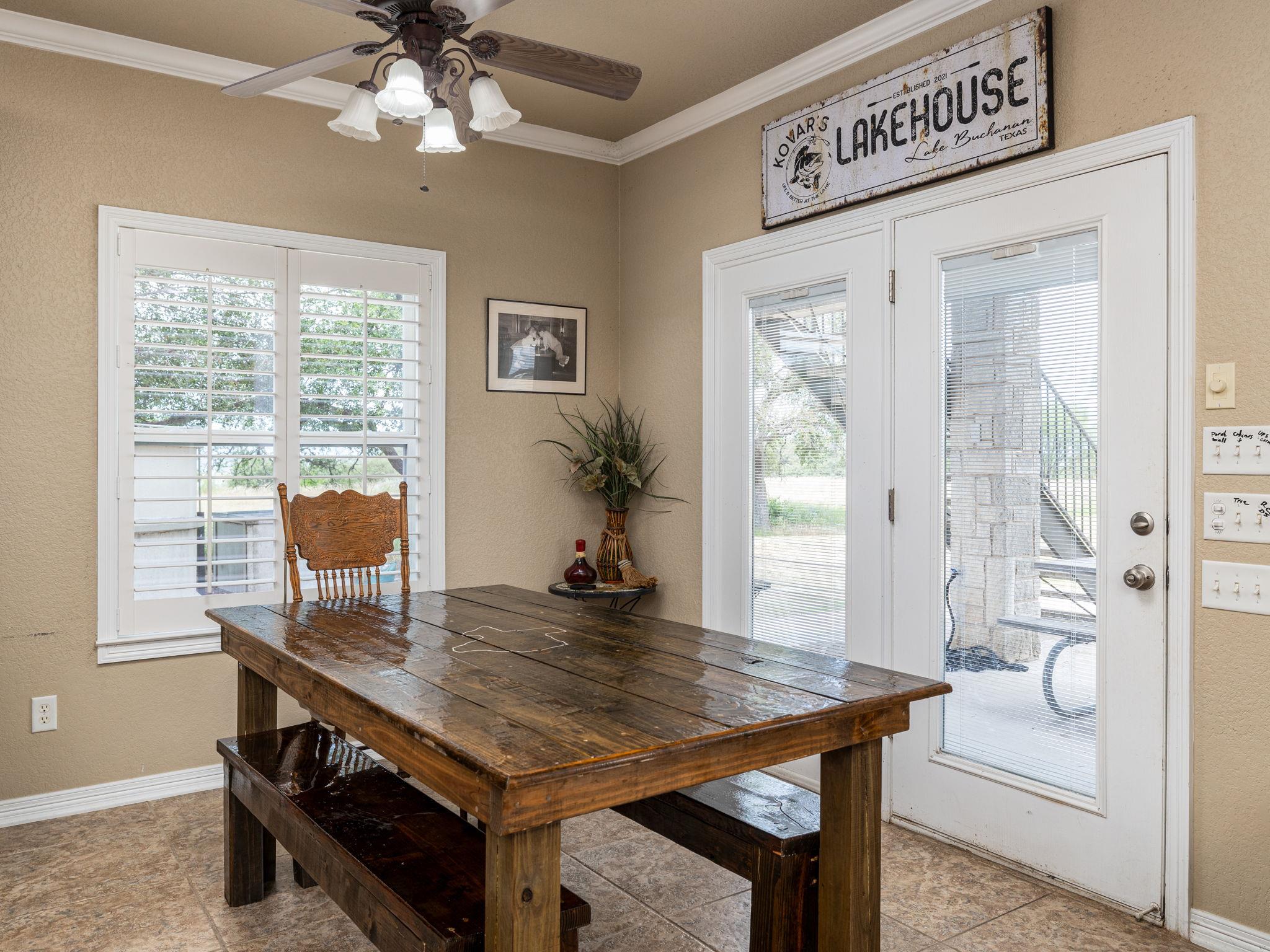 210 Lariat Lane Burnet TX 78611