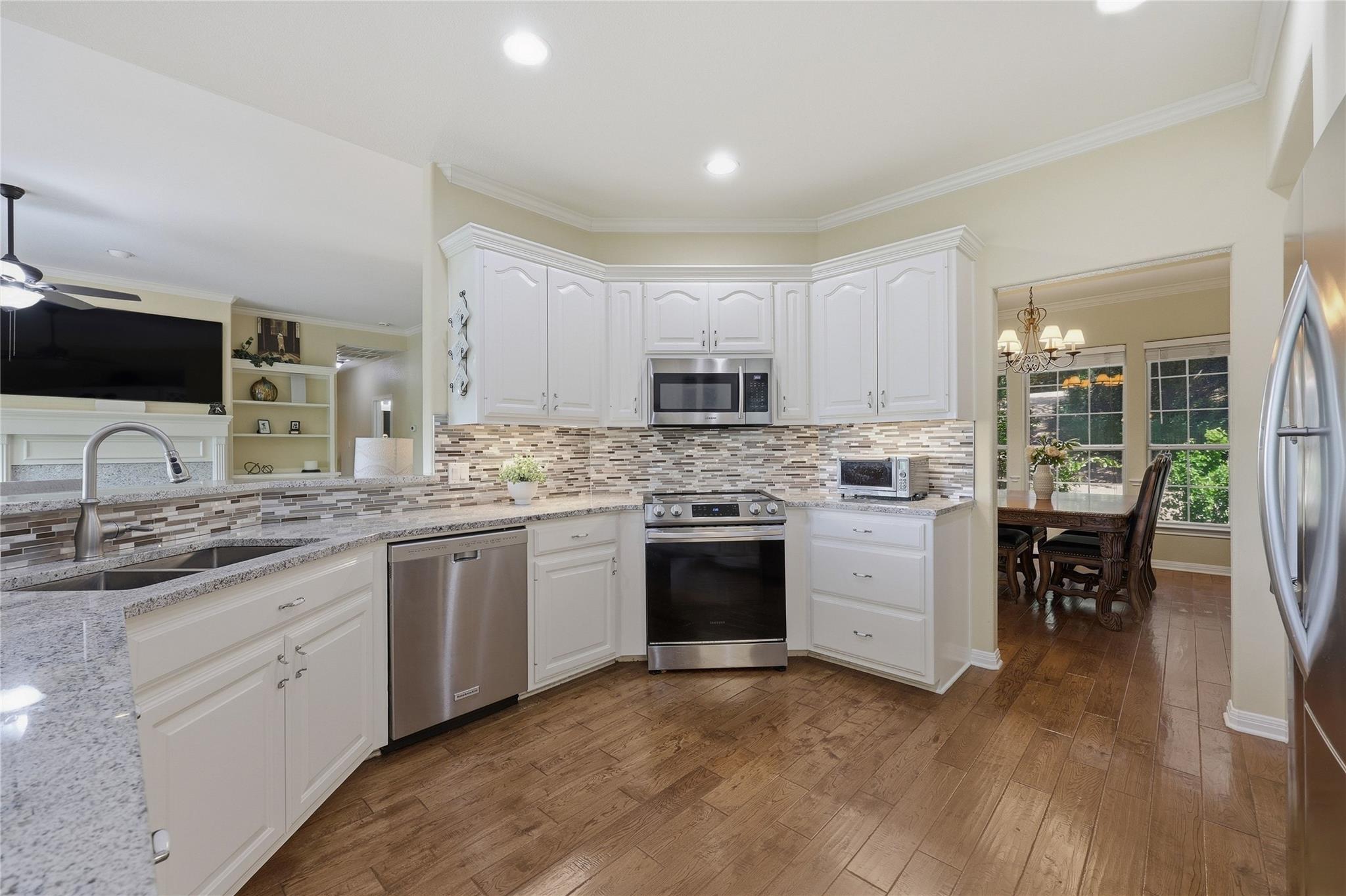 10802 Beach Road Leander TX 78641