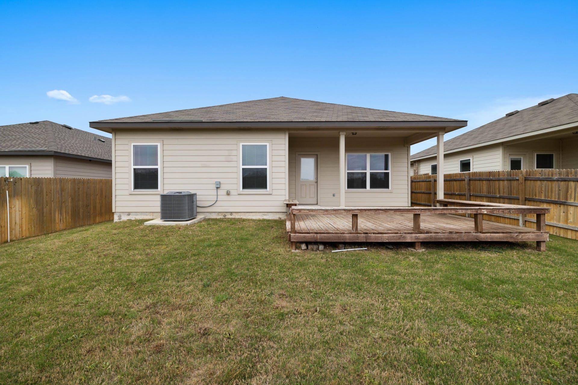 229 Independence Avenue Liberty Hill TX 78642