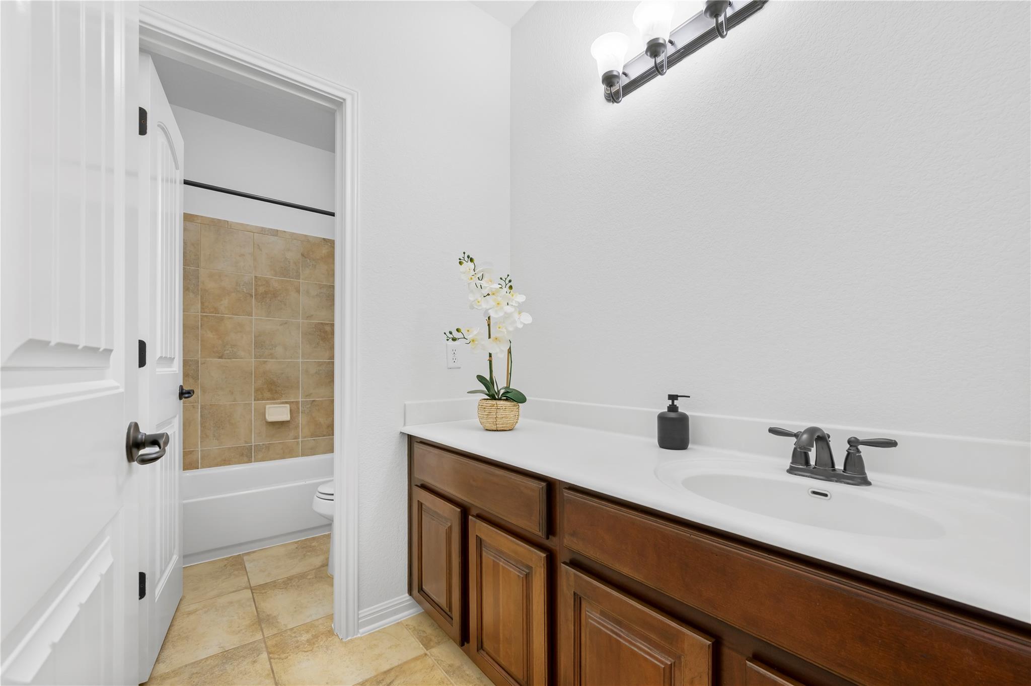 3904 Avery Woods Lane Cedar Park TX 78613