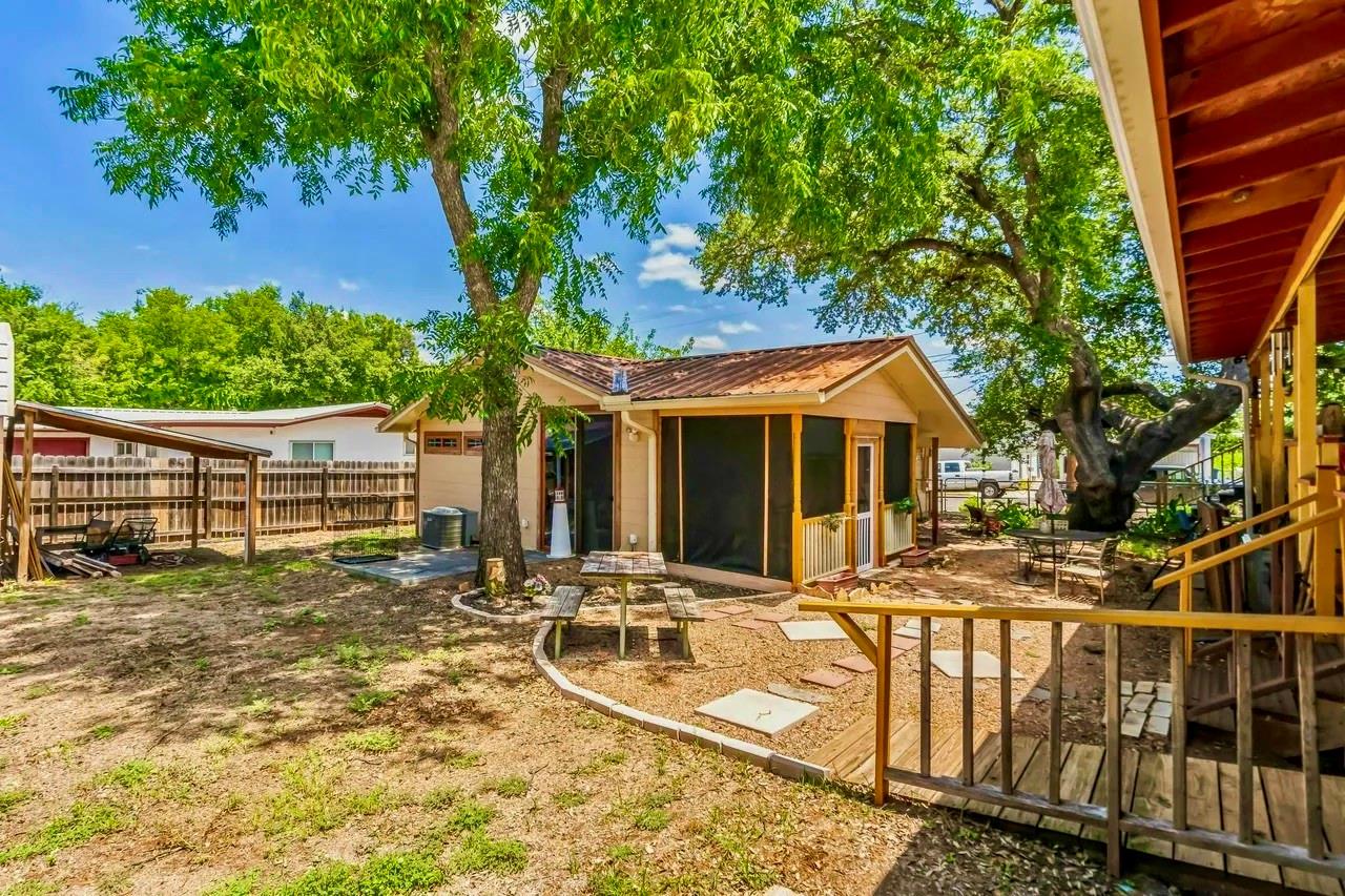 1307 Wright Street Llano TX 78643