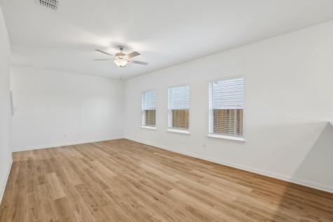 18400 Stellers Sea Street Elgin TX 78621