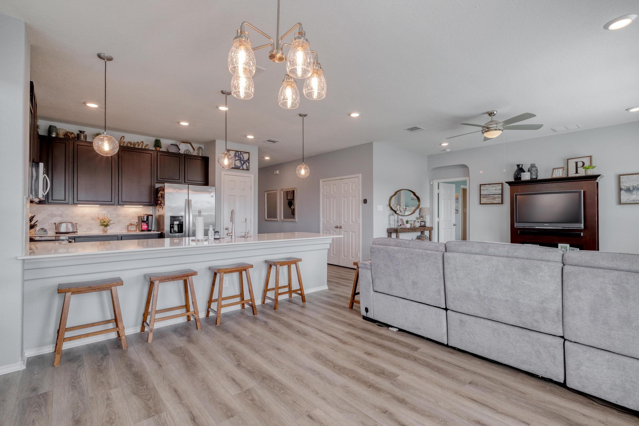 119 W Point Way Elgin TX 78621