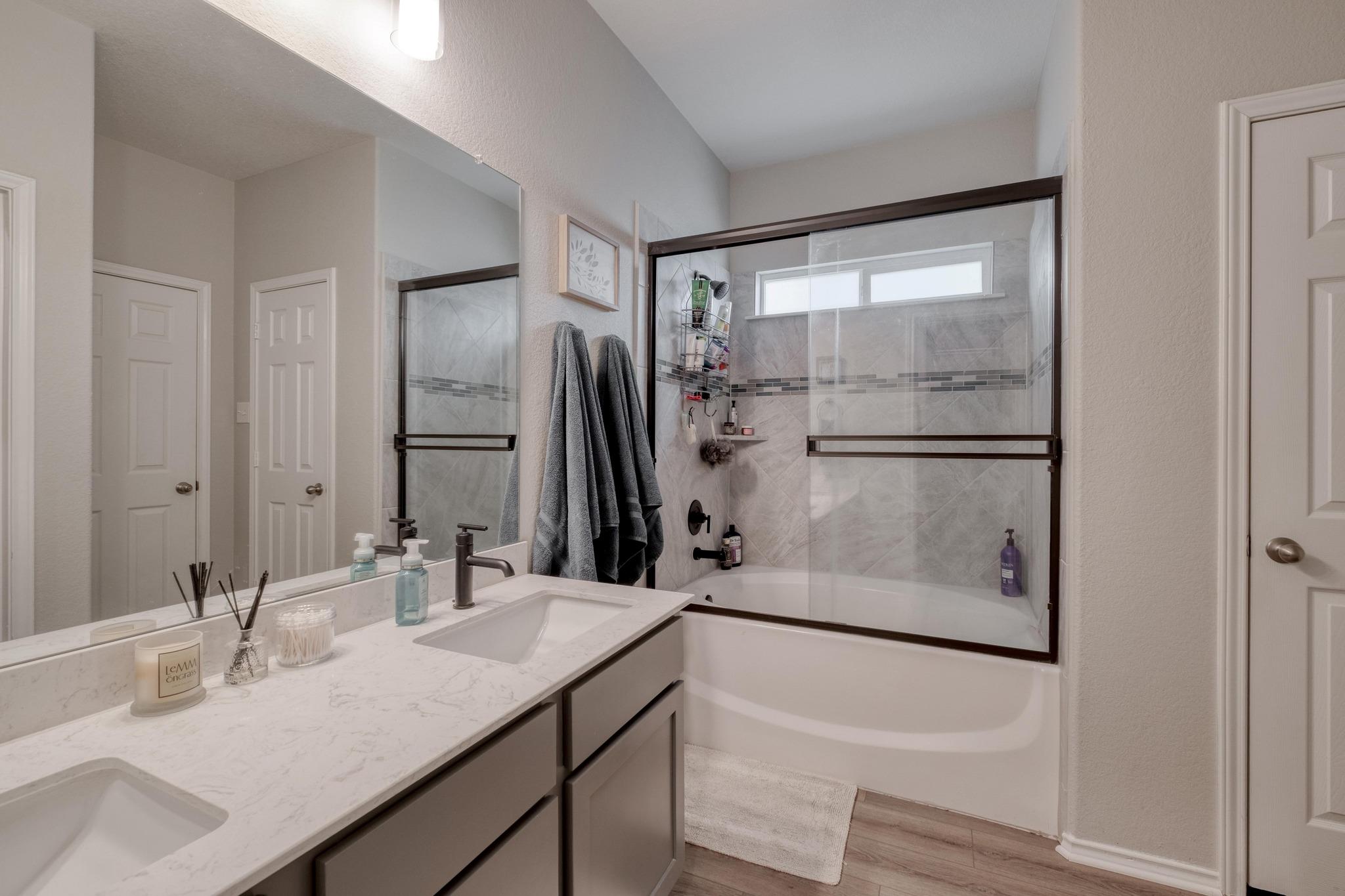 119 W Point Way Elgin TX 78621