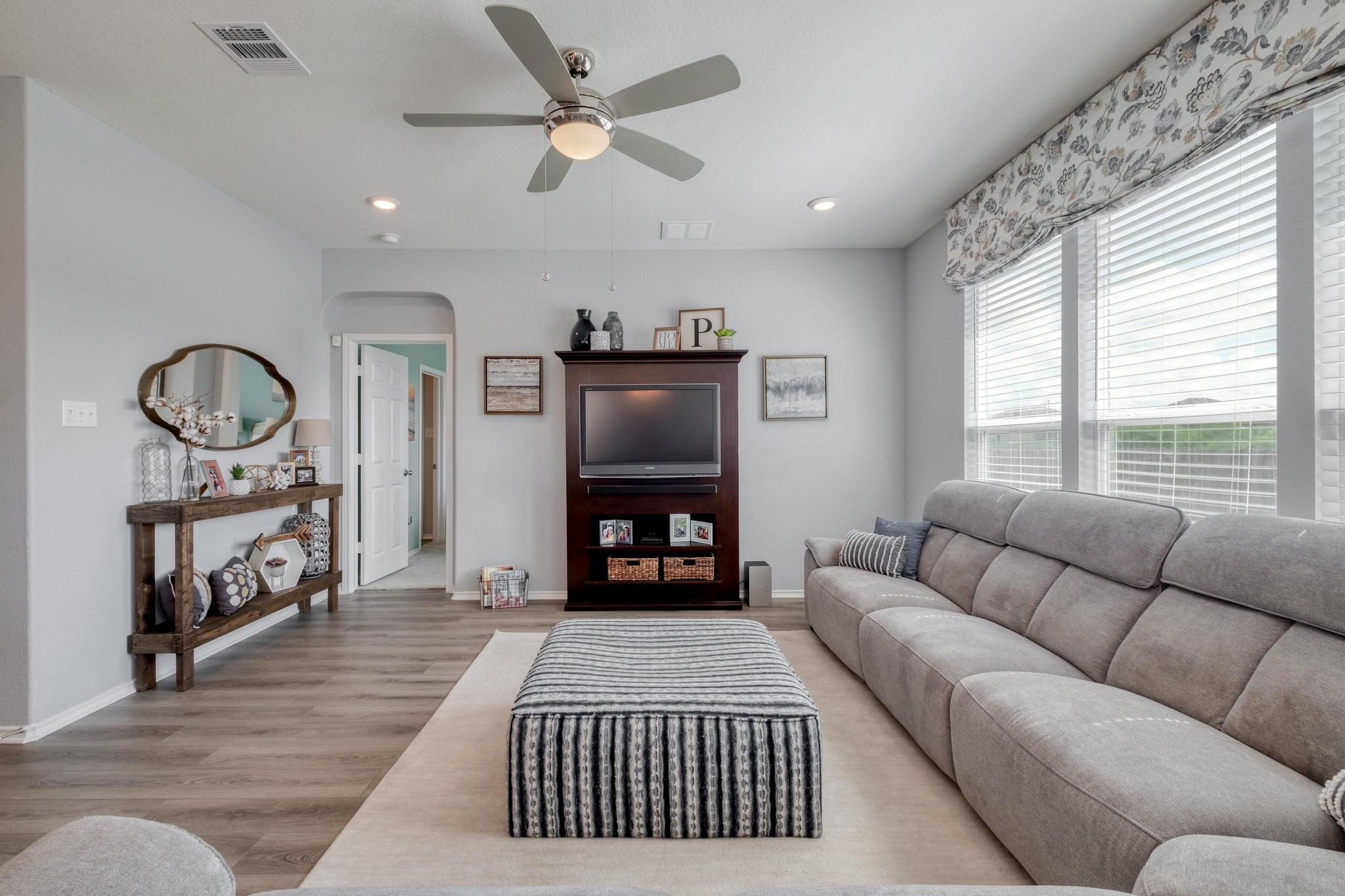 119 W Point Way Elgin TX 78621